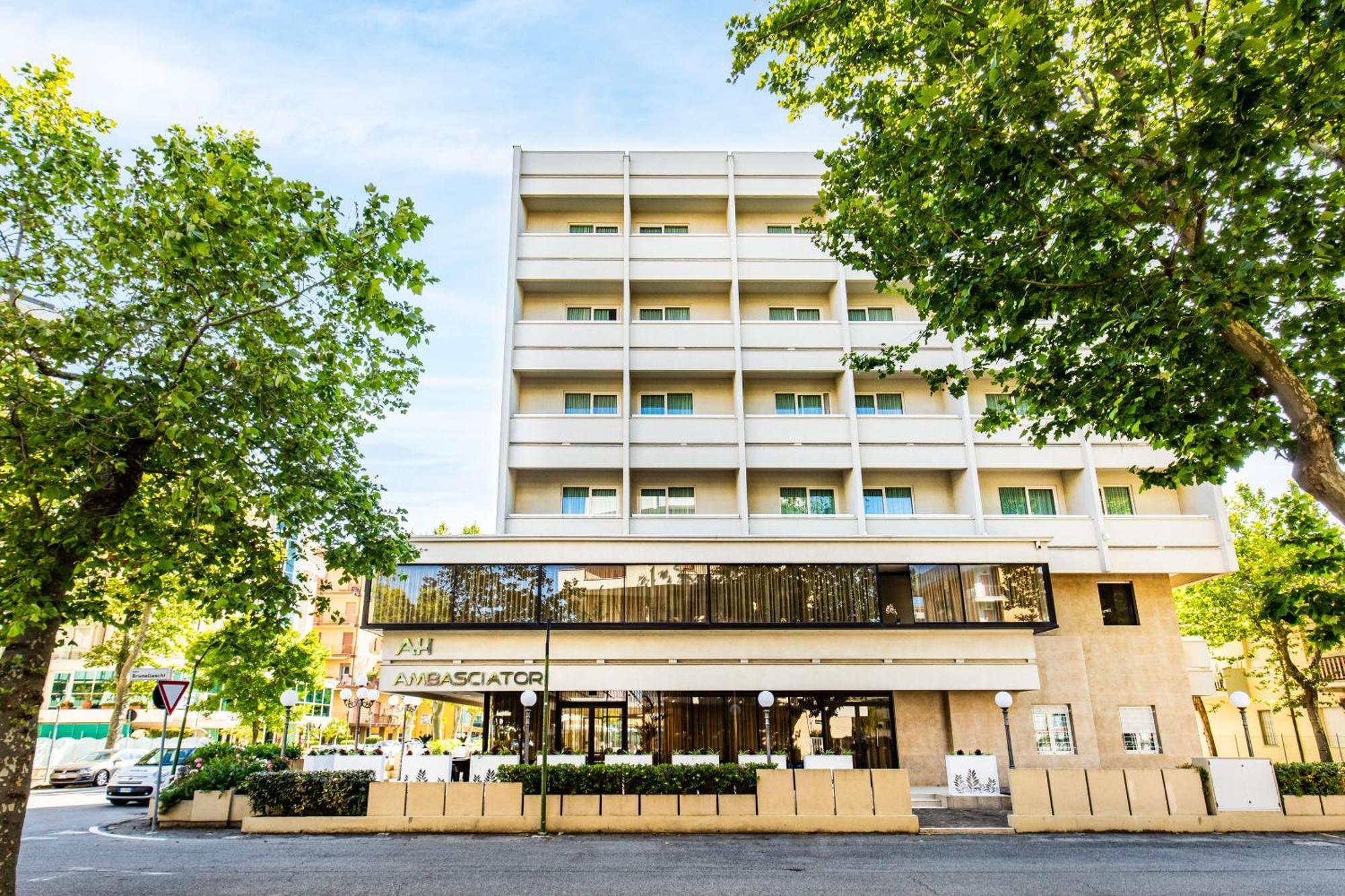 Hotel Ambasciatori Cesenatico Exterior foto